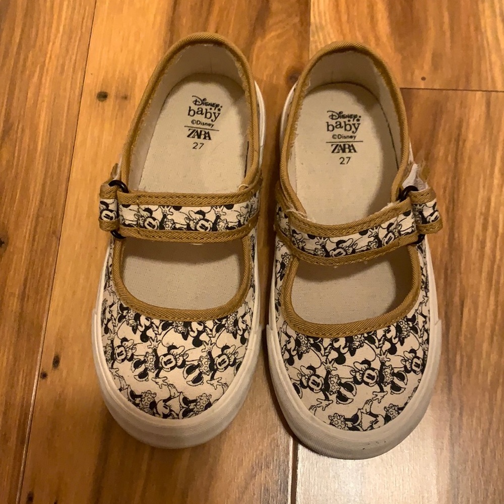 Zara girl’s minnie mouse canvas sneakers